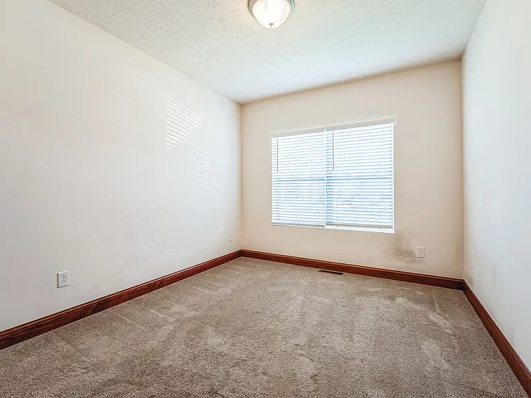 Highland Park Apartment Homes — Photo 42