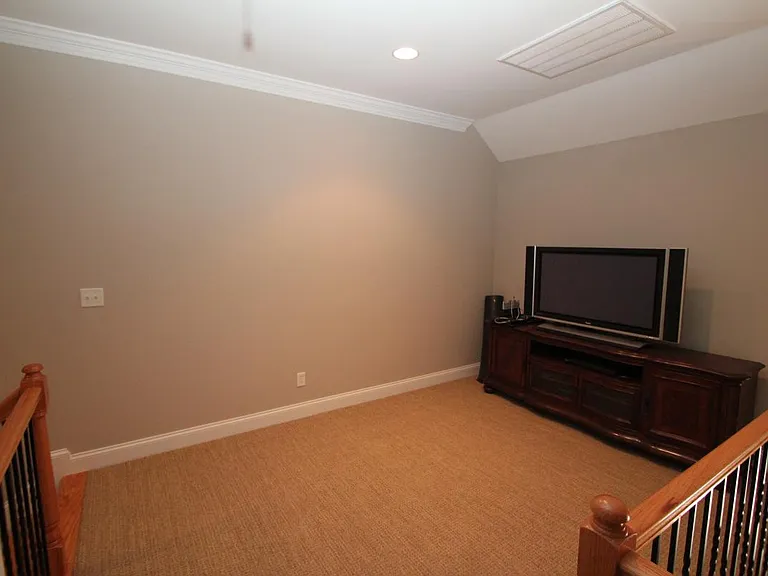 10 Edge Ct #10C — Photo 14