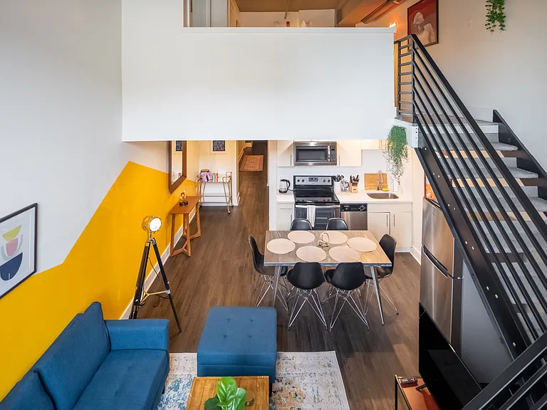 West Lofts — Photo 16
