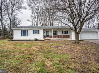 147 Long Ln, Kirkwood, PA 17536