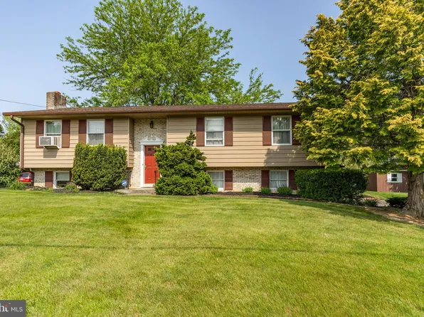 904 N State St, Ephrata, PA 17522