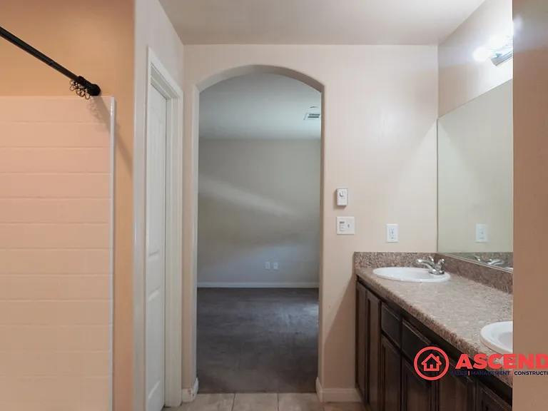 6907 Englefield Dr — Photo 6