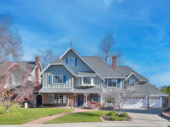 8725 Sotheby Ct, Fair Oaks, CA 95628