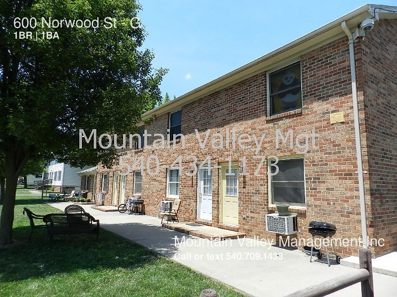 1st image of 600 Norwood St APT G