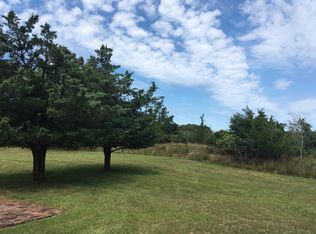 1006 Springs Fireplace Rd, East Hampton, NY 11937