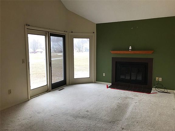 4th image of 5624 Linden Cir
