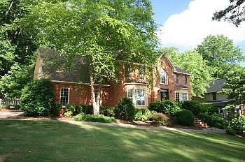 1st image of 157 Kensington Dr