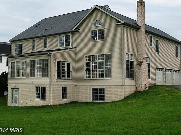 2nd image of 22087 Auction Barn Dr