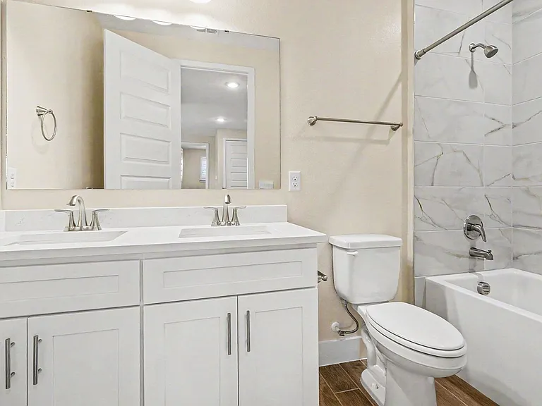726 Clearwater Ave — Photo 20