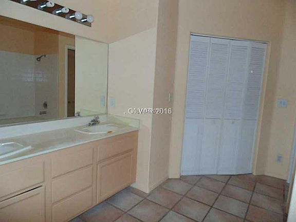 5th image of 6920 Coral Rock Dr #26