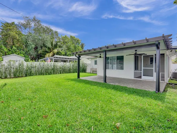(undisclosed Address), Hollywood, FL 33021