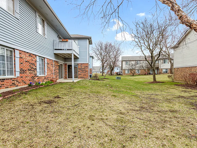 1665 Commodore Ct #7 — Photo 28