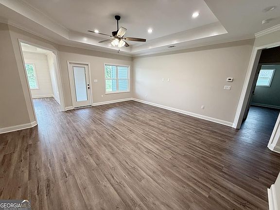 4th image of 4575 Firestone Ln
