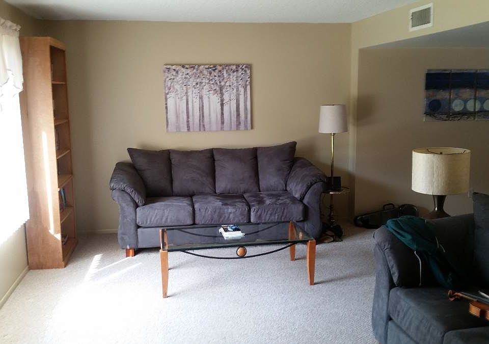 1st image of 1613 E Ellis Dr