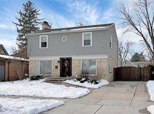 222 Ardmore Rd, Des Plaines, IL 60016