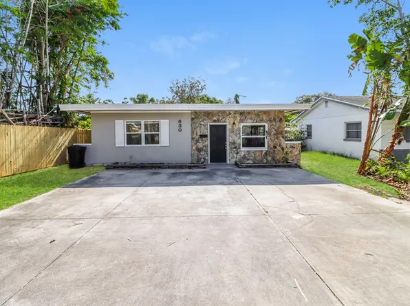 630 50th St N, Saint Petersburg, FL 33710