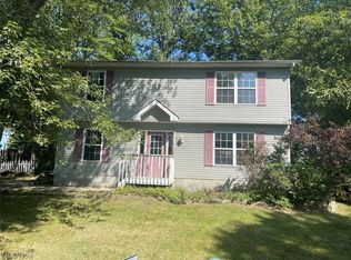 6785 Circle Dr, Madison, OH 44057