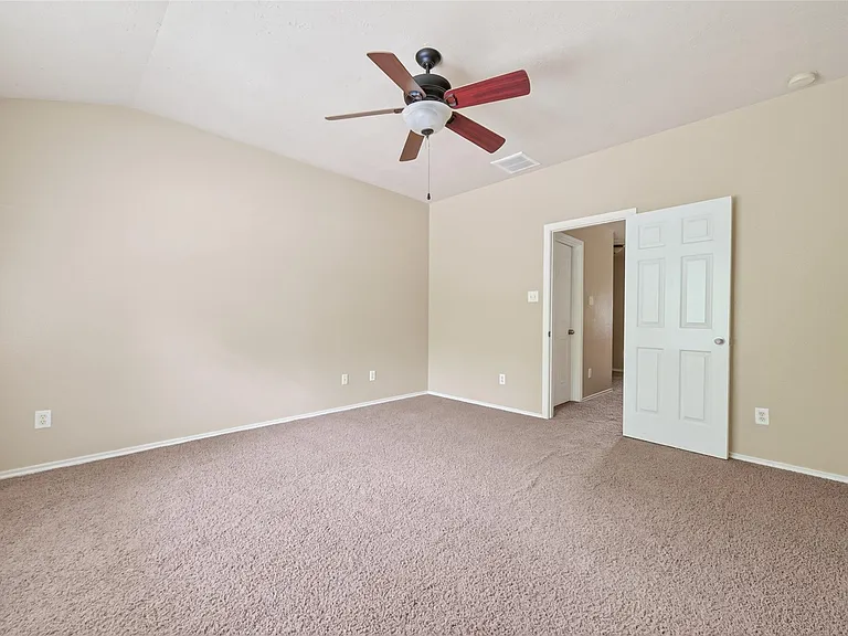 5626 Claybeck Ln — Photo 17
