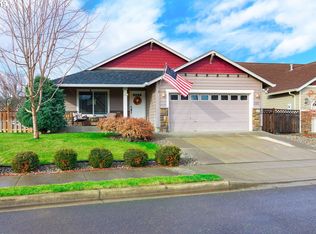 250 Danielle Dr, Winston, OR 97496