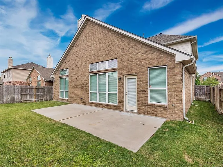 24122 Haywards Crossing Ln — Photo 34