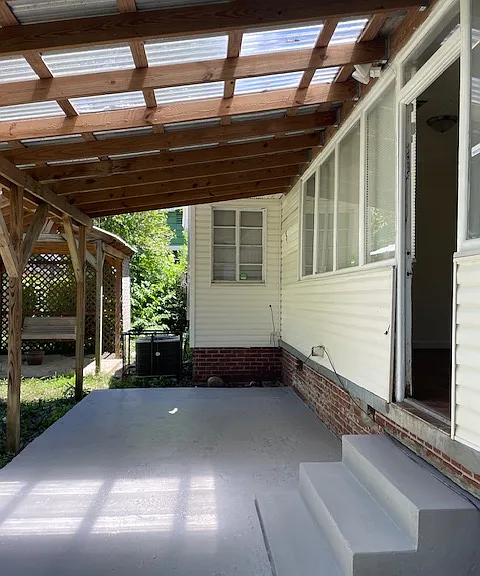 E Northside Dr — Photo 12
