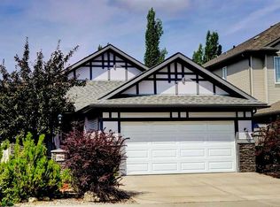 195 E Cimarron Dr, Okotoks, AB T1S 0A7