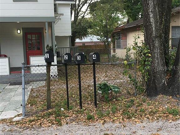 5th image of 8410 Huntley Ave