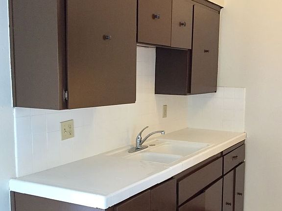 3rd image of 1425 N 9th St APT 201