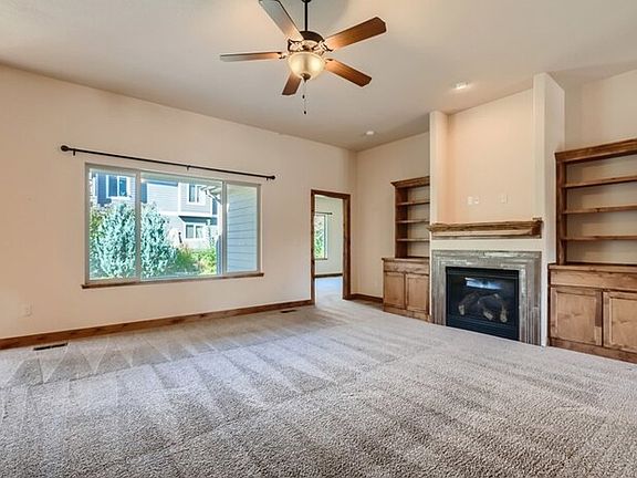 5th image of 1742 Green River Dr