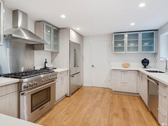 5th image of 55 Dolores St APT 2