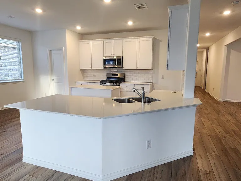 1422 Mesquite Ln — Photo 12