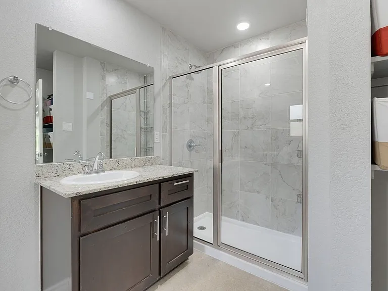 1645 Dryden Ave — Photo 10