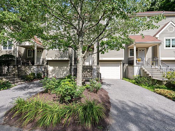 4th image of 1802 Regent Drive