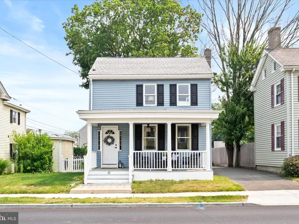 41 Church St, Allentown, NJ 08501