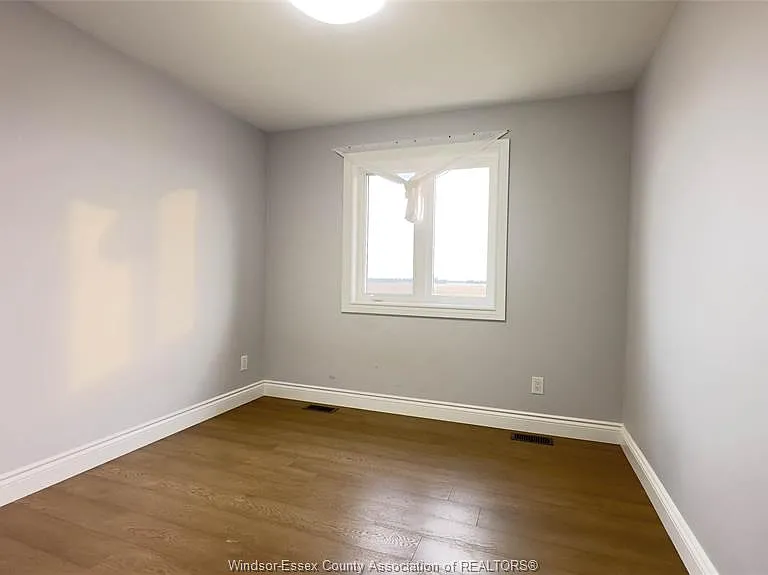 74 Dundee Dr — Photo 19