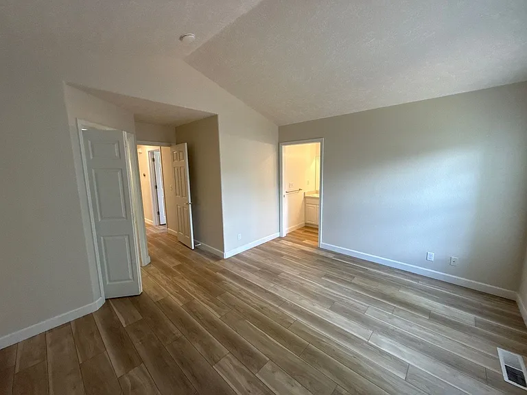 5512 Murray St SE — Photo 17