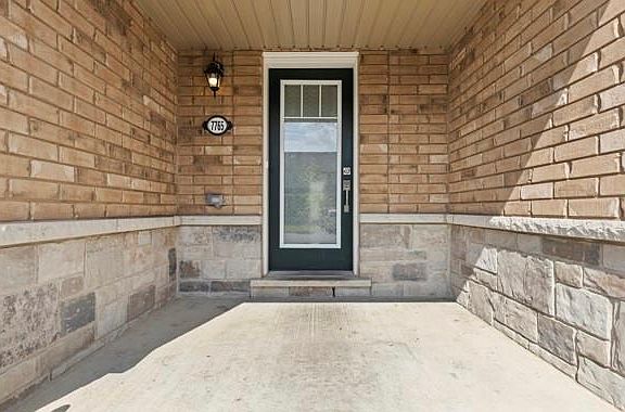 2nd image of 7765 Redbud Ln