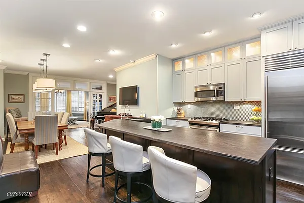 Sold by Corcoran | media 6