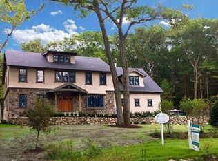690 Wellesley St, Weston, MA 02493