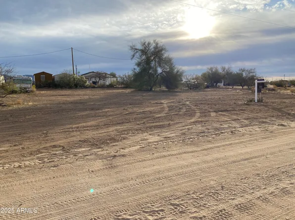 27395 S OLD SCHOOL Road #-, Congress, AZ 85332