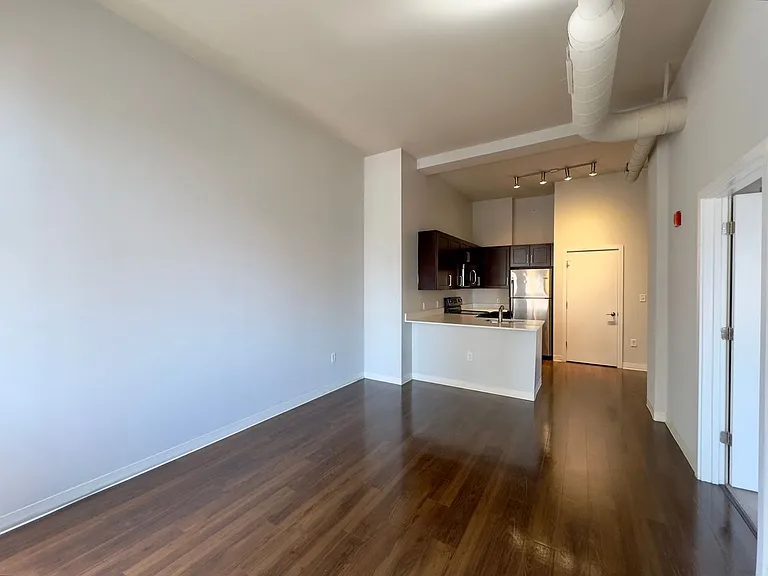 Charming 1 Bedroom/1 Bathroom Apartment Unit in Downtown Baltimore, MD! Unit 416 — Photo 100