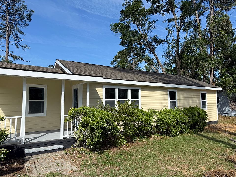 1st image of 1618 Beauford Pl