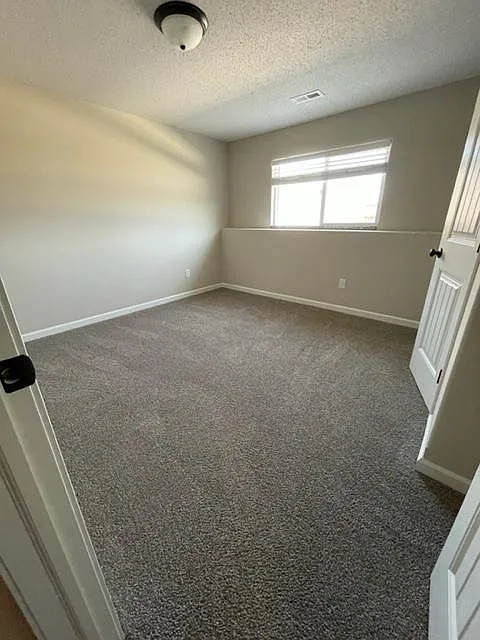 5270 N Cypress Cir — Photo 4