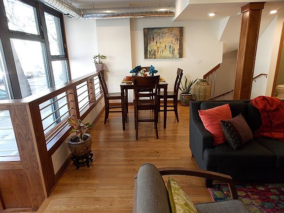 4th image of 1439 W Ardmore Ave #1