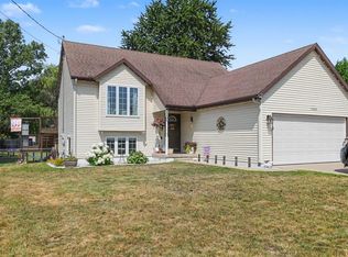 11525 60th Ave, Allendale, MI 49401