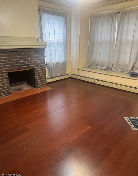 284 Seymour Ave — Photo 8