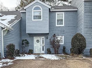 71 Madison Chas, Hampton, VA 23666