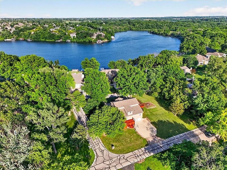 2133 NE Todd George Rd, Lees Summit, MO 64086 | MLS #2623966 | Zillow