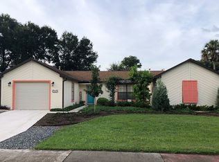 881 Village Lake Dr N, Deland, FL 32724