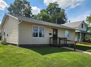 406 S Fremont St, Knoxville, IA 50138